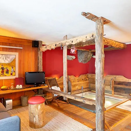 Chalet Les Airelles Bed and Breakfast Valtournenche