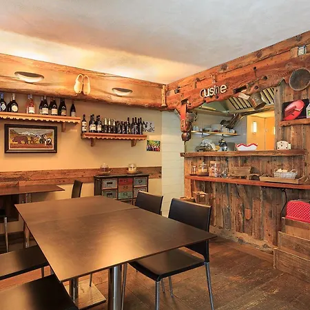 Chalet Les Airelles 3*