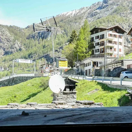 Les Airelles Valtournenche