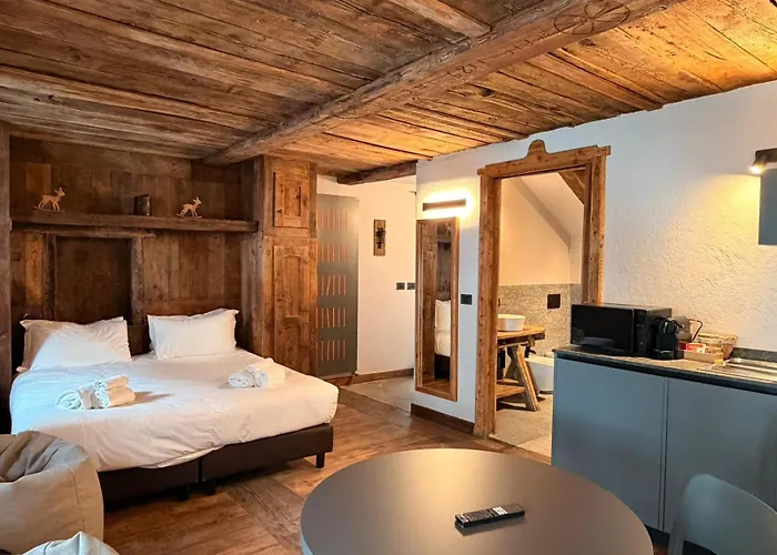 Les Airelles Bed & Breakfast 3*